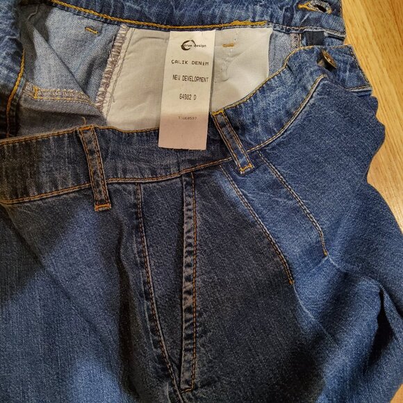 NWT Calik Denim Wide Leg High Waisted Pleated Embellished Jeans Size 27" - Picture 6 of 7